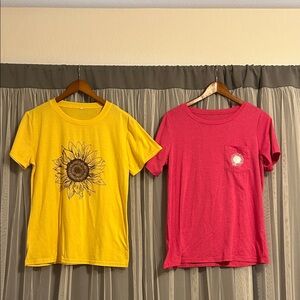 Women’s Floral Graphic Short Sleeve Tees - Yellow/Pink Size Medium Spring/Summer